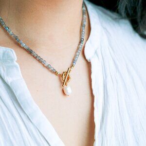 Labradorite GORGEOUS Necklace Beaded Necklace Gold Toggle Clasp Removable Pearl
